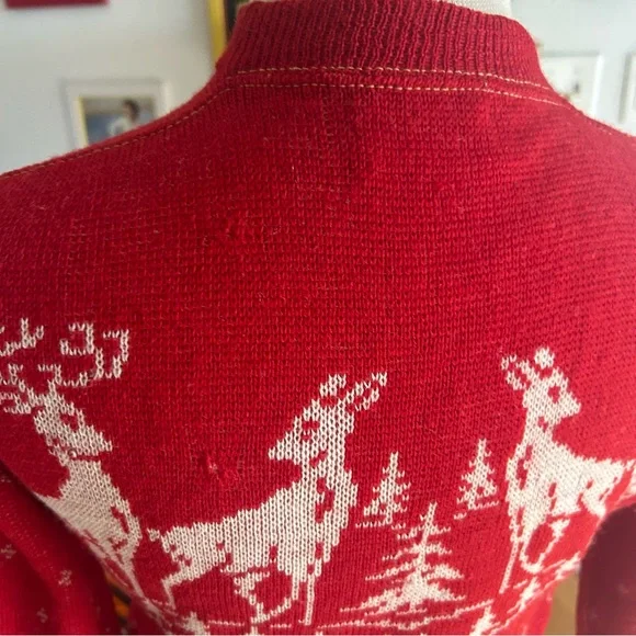 Vintage 1940s Sweater4 DeerNoveltyRedWoolS M40sSki